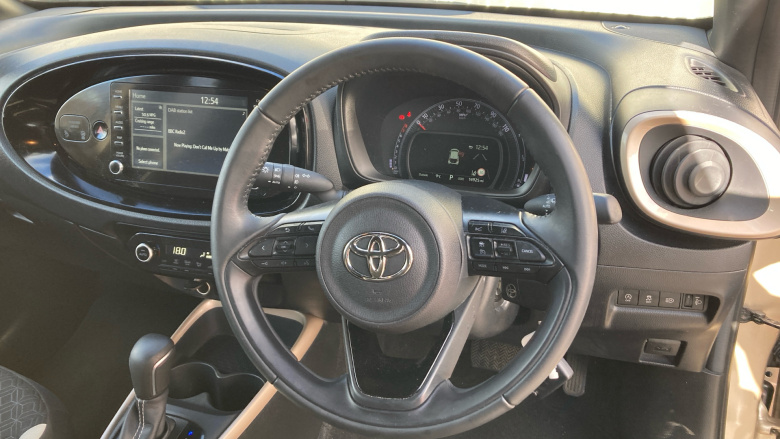 Toyota Aygo X 1.0 VVT-i Edge 5dr Auto [Parking] Petrol Hatchback